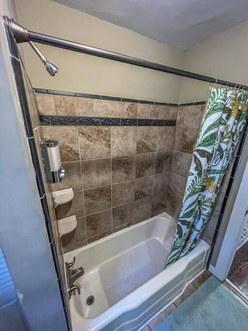 Historic Coastal Haven- Pet Friendly Fast Wi-Fi Villa Norfolk Kültér fotó
