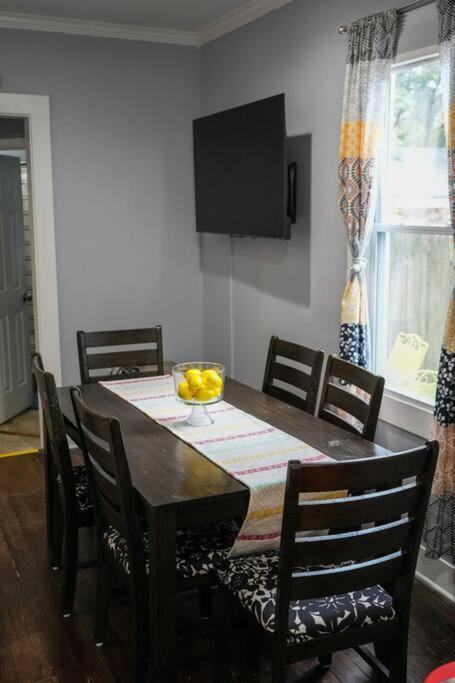 Historic Coastal Haven- Pet Friendly Fast Wi-Fi Villa Norfolk Kültér fotó